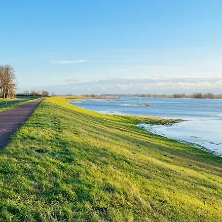 Der Elbe So Nah Daire *